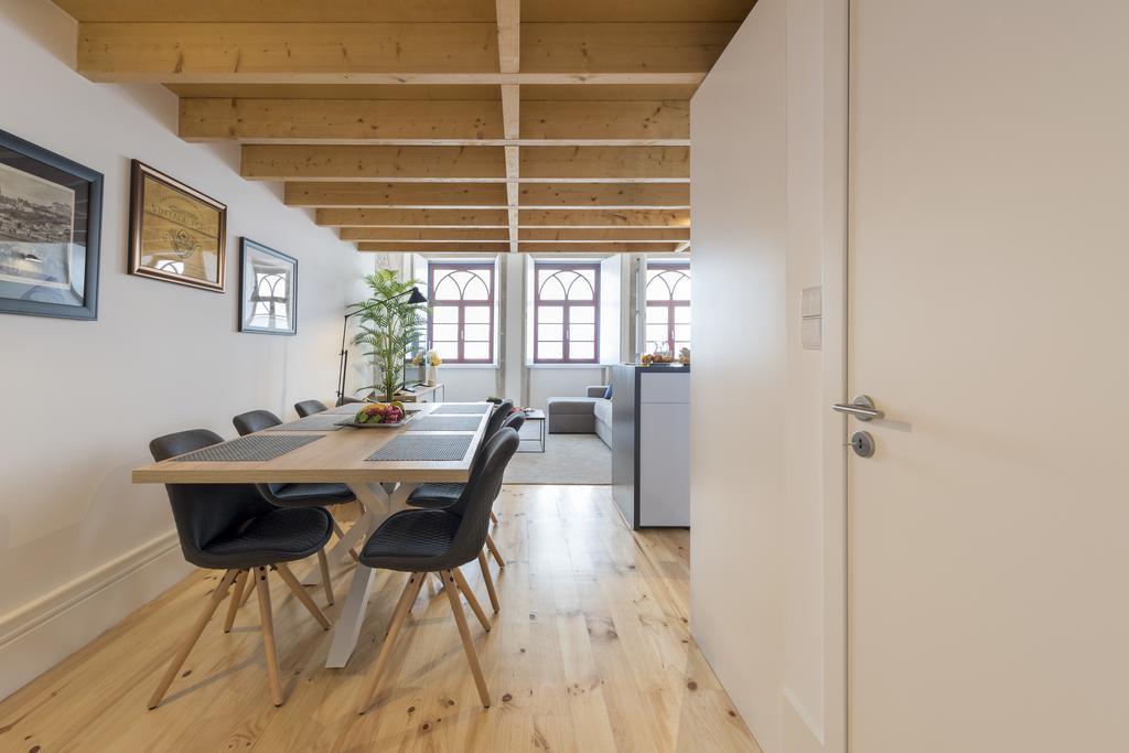 Lovelystay-Modern Loft City Center Porto Exterior foto